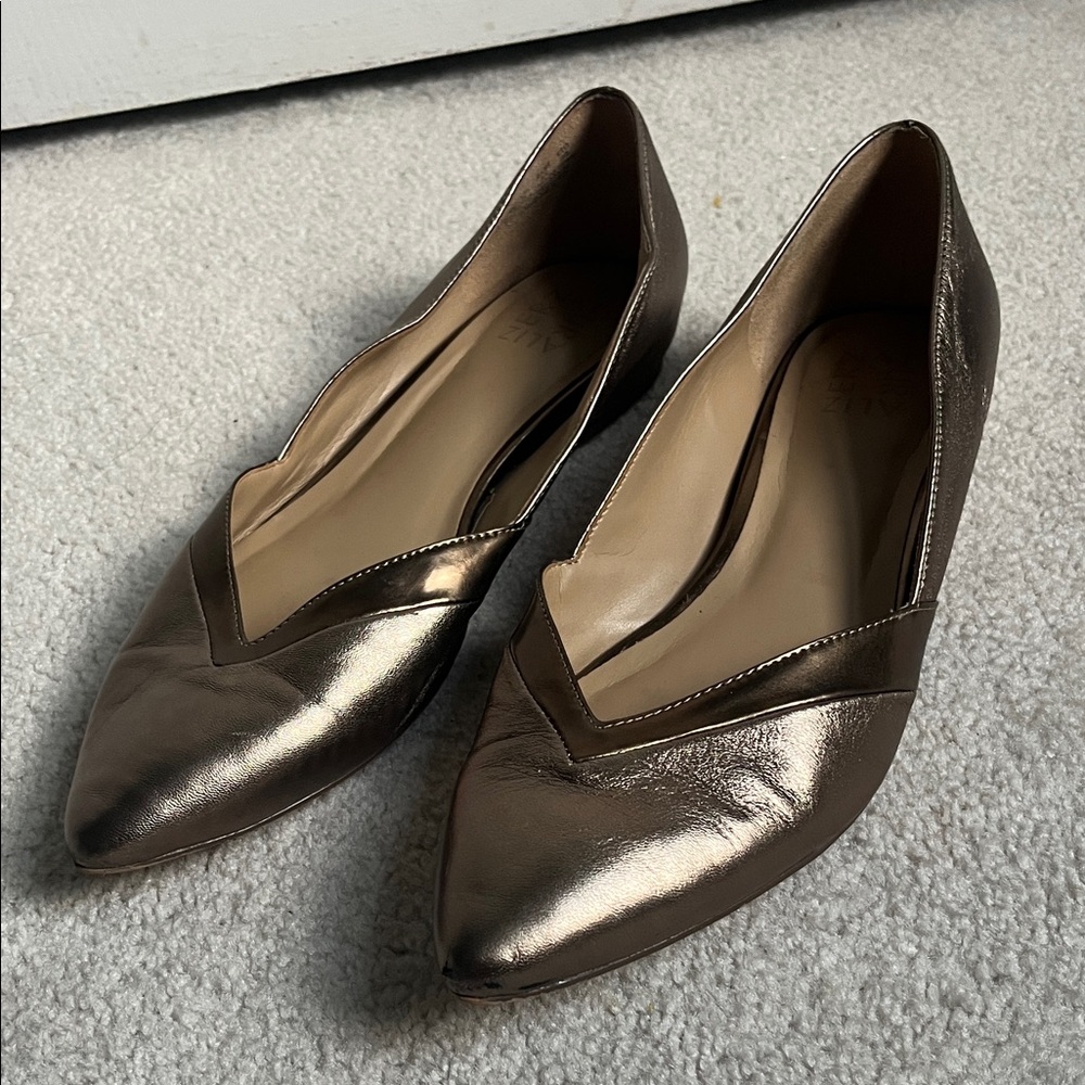 Naturalizer Metallic Gold Leather Flats GUC size 11W/EU 41